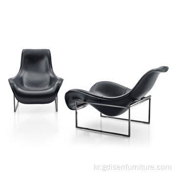 Antonio Citterio의 Mart Armchair